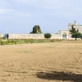 L'ingresso di Torre di Reddito, antica costruzione risalente al XVI secolo, appartenuta per generazioni alla famiglia Tanzi